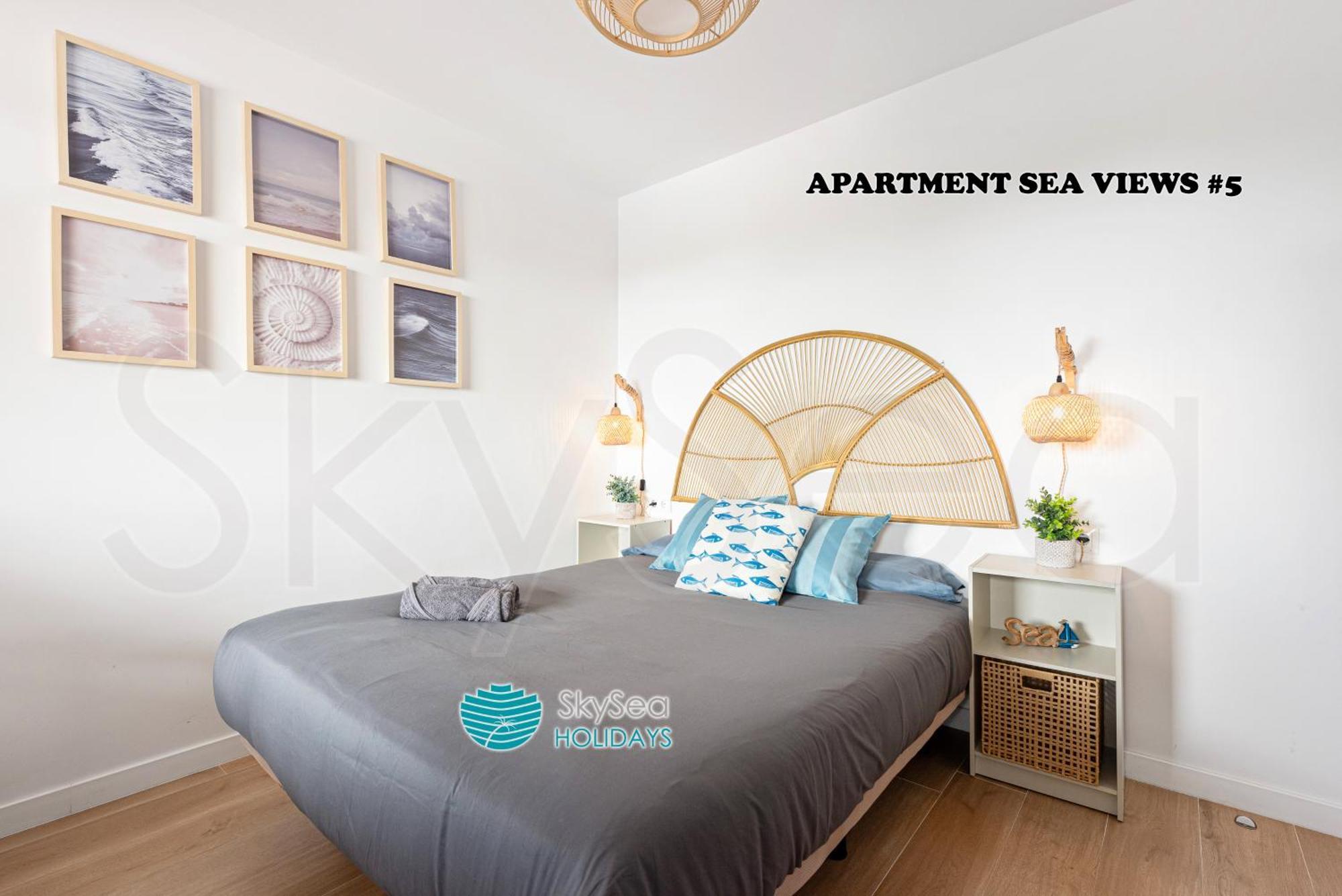 Skysea Benalmadena Puerto Marina Apartment Exterior photo